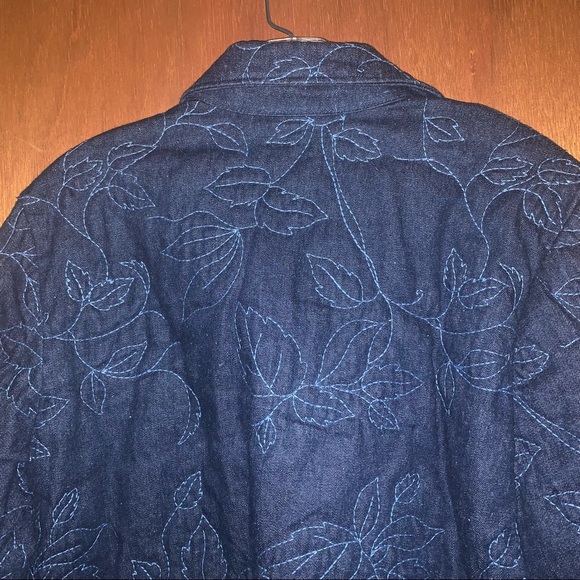 Women’s M BLAIR Dark Denim Quilted Jacket Polyester Filled Button Up EXC TRENDY - Picture 2 of 9